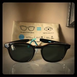 ISO TOMS NOAH BLACK HONEY SUNGLASSES, POLARIZED